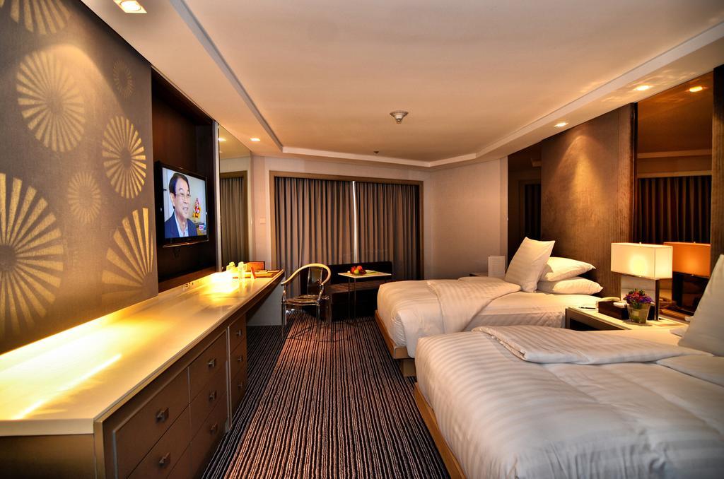 Midas Hotel And Casino Pasay Exteriér fotografie